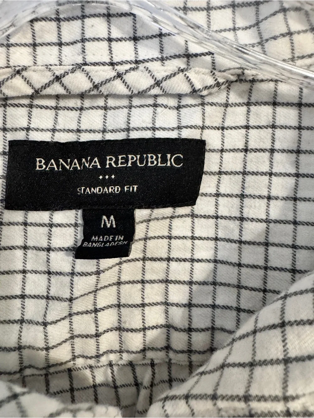 👕Banana Republic Woven White/Black Check Button-Up Collared LS Standard Fit M